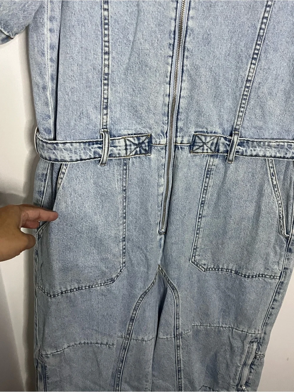 Free People We The Free On The Run Cropped Coverall in Light Wash Size Large